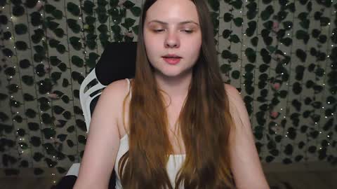 Lina online show from December 2, 8:48 am