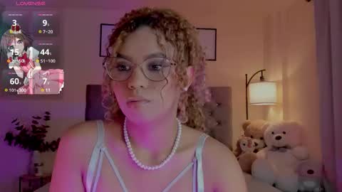 camila online show from February 15, 6:18 pm