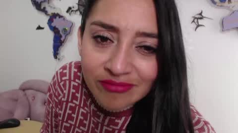Snapshot of ximenaa_suarez chatting on December 3, 2:23 am ximena suarez online show from December 3, 2:23 am