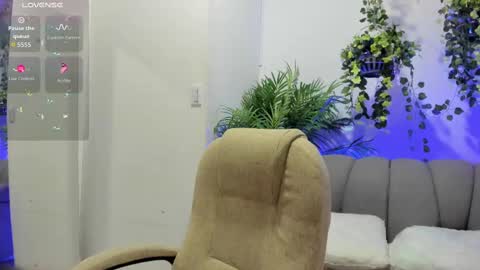 ximenasalazar online show from September 11, 11:21 am