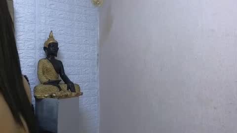 ximena online show from February 17, 9:00 pm