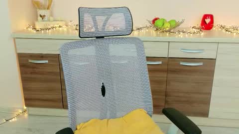 Kim online show from February 8, 10:56 pm