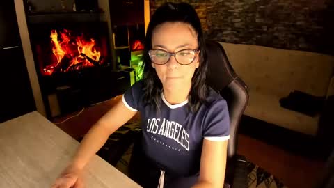 Lara online show from March 10, 10:02 pm