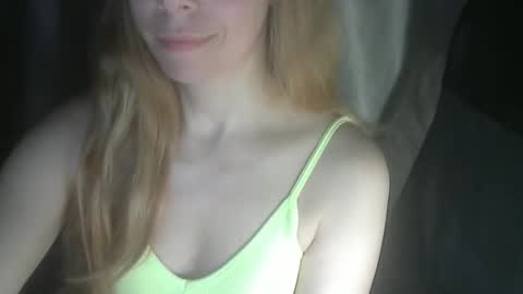 xlorax77703 online show from April 5, 2:10 am