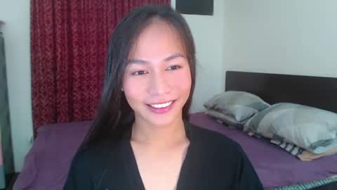 Snapshot of xlovely_destinyx chatting on March 9, 8:52 pm Alice online show from March 9, 8:52 pm