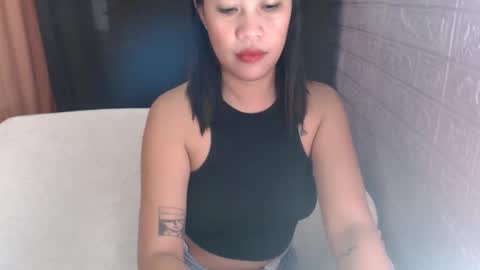 Maxie online show from December 5, 8:03 am