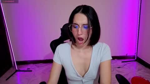 MiaLozano online show from September 23, 9:40 am