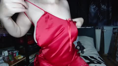 Snapshot of xnicetitsx chatting on December 14, 6:24 am xnicetitsx online show from December 14, 6:24 am