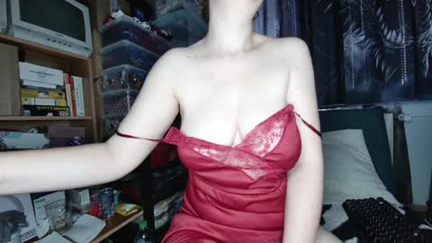 Snapshot of xnicetitsx chatting on December 19, 6:34 am xnicetitsx online show from December 19, 6:34 am