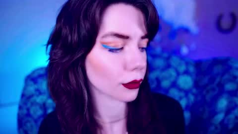 Bella Bondai online show from October 18, 2:20 pm