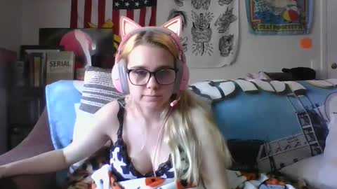 Pumpkin online show from March 21, 6:57 pm