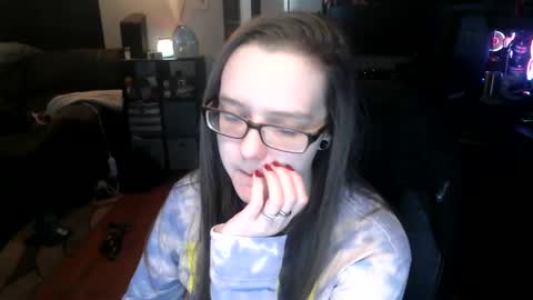 xqueenkendrax online show from February 11, 10:18 pm