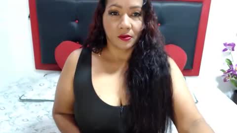 xshopyx online show from December 9, 2:13 am