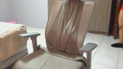 Snapshot of xspiketeex chatting on September 27, 3:03 am spykeXtee online show from September 27, 3:03 am