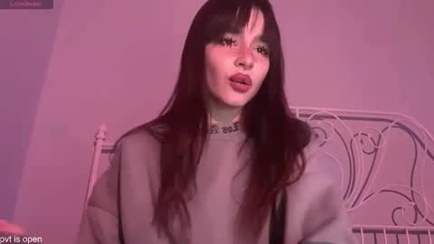 Lily online show from December 18, 9:41 pm