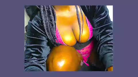 Snapshot of xxfleurlove chatting on January 4, 6:30 am xxfleurlove online show from January 4, 6:30 am