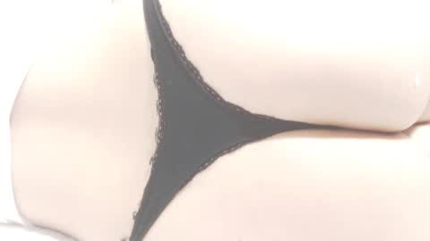 xxiisshii online show from November 12, 6:17 pm