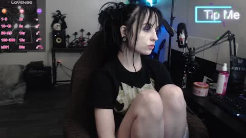 Lilith online show from January 28, 3:15 am