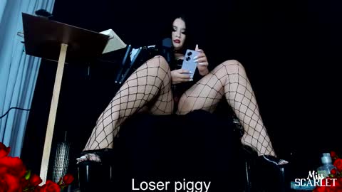 Mistress Scarlet Igmiss scarlet978 online show from October 30, 11:17 pm