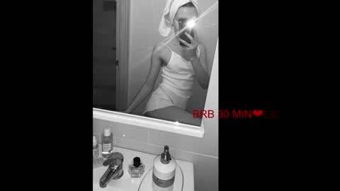 Snapshot of xxxariell_sky_1 chatting on February 5, 7:20 pm See you on October going to miss you guys incredibly. Subscribe to my Onlyfans Channel to follow the news online show from February 5, 7:20 pm
