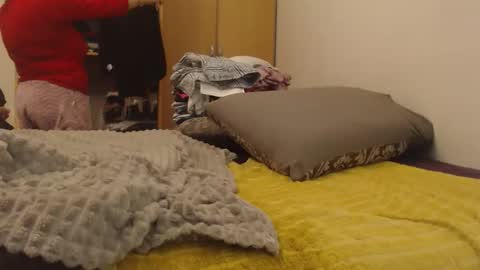 Ayanda online show from November 18, 6:53 pm