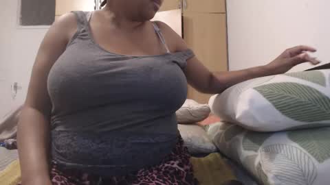 Ayanda online show from February 16, 6:43 pm