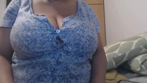 Ayanda online show from January 26, 10:57 pm