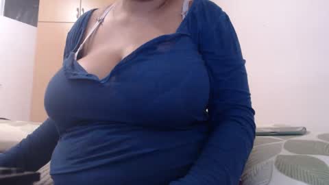 Ayanda online show from February 25, 10:26 am