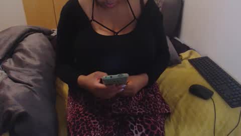 Ayanda online show from September 26, 12:19 am