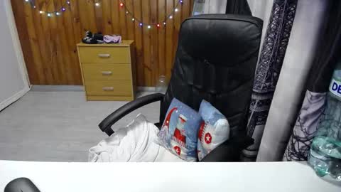 Lana online show from December 4, 11:27 pm