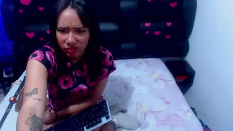 Snapshot of xxxreinasexyassxxx chatting on February 15, 1:49 pm xxxreinasexyassxxx online show from February 15, 1:49 pm