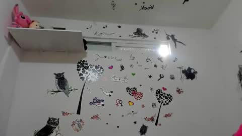 yailin_04 online show from February 8, 7:06 pm