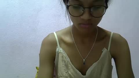 yalane online show from April 18, 5:15 pm