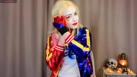 Snapshot of yangsperanza chatting on October 31, 1:15 pm Kate online show from October 31, 1:15 pm