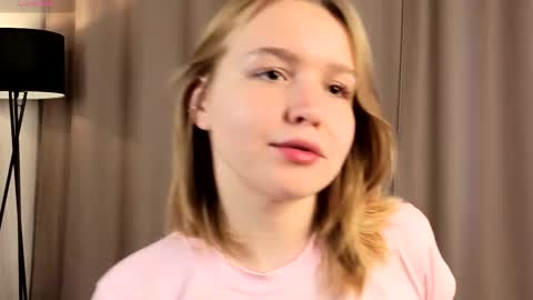 Snapshot of yangsperanza chatting on October 6, 3:29 pm Kate online show from October 6, 3:29 pm