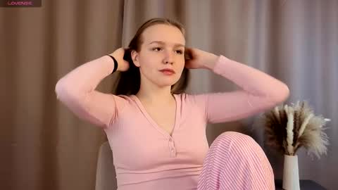 Snapshot of yangsperanza chatting on October 18, 2:09 pm Kate online show from October 18, 2:09 pm