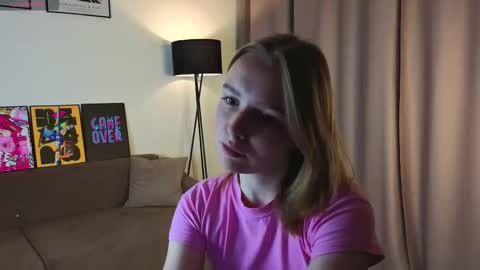 Snapshot of yangsperanza chatting on September 21, 3:10 pm Kate online show from September 21, 3:10 pm