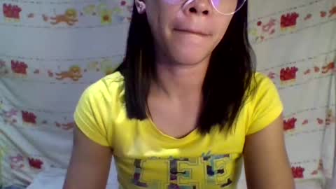 Yannah online show from February 8, 7:16 pm