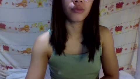 Yannah online show from February 15, 7:28 pm