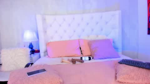 Yara Bliss  online show from October 10, 4:34 pm