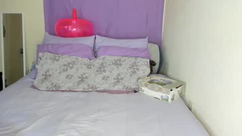 Yasmina online show from December 21, 4:30 am