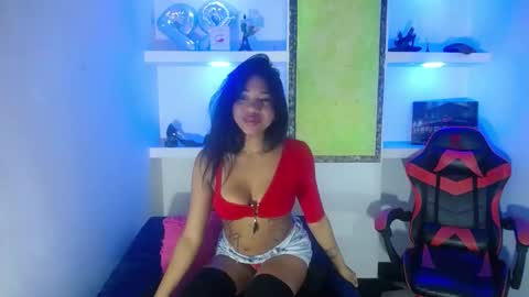 YAYA online show from February 3, 1:19 pm