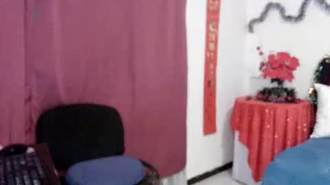 yayita online show from December 6, 11:24 pm