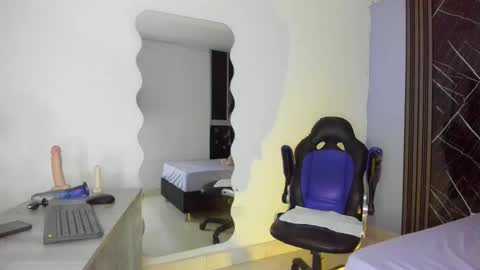 Snapshot of yelena03 chatting on October 2, 11:10 pm yelena03 online show from October 2, 11:10 pm