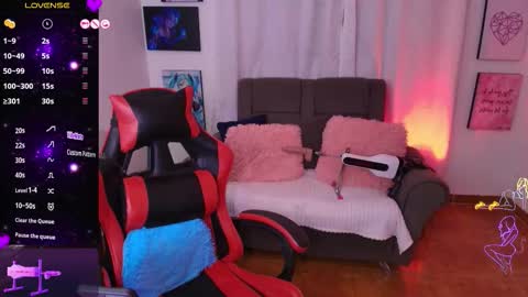 Snapshot of yeliana_sexy chatting on October 24, 8:32 am Valery online show from October 24, 8:32 am