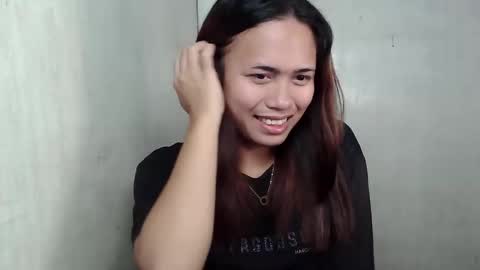 yella_xx69 online show from September 15, 11:23 pm