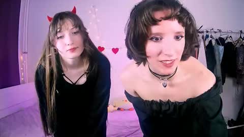 Liya online show from March 22, 5:41 pm