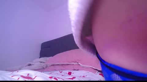 Yiny online show from November 5, 7:13 am