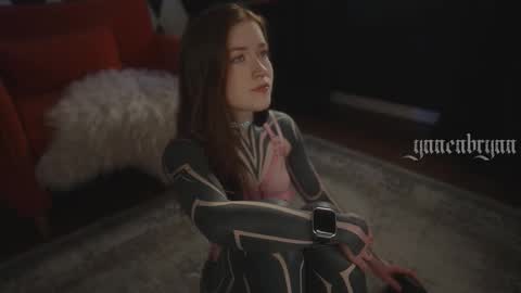 ynnenbrynn online show from March 6, 8:31 am