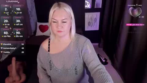 Snapshot of yolanda_kiss chatting on October 10, 9:52 pm Yolanda online show from October 10, 9:52 pm